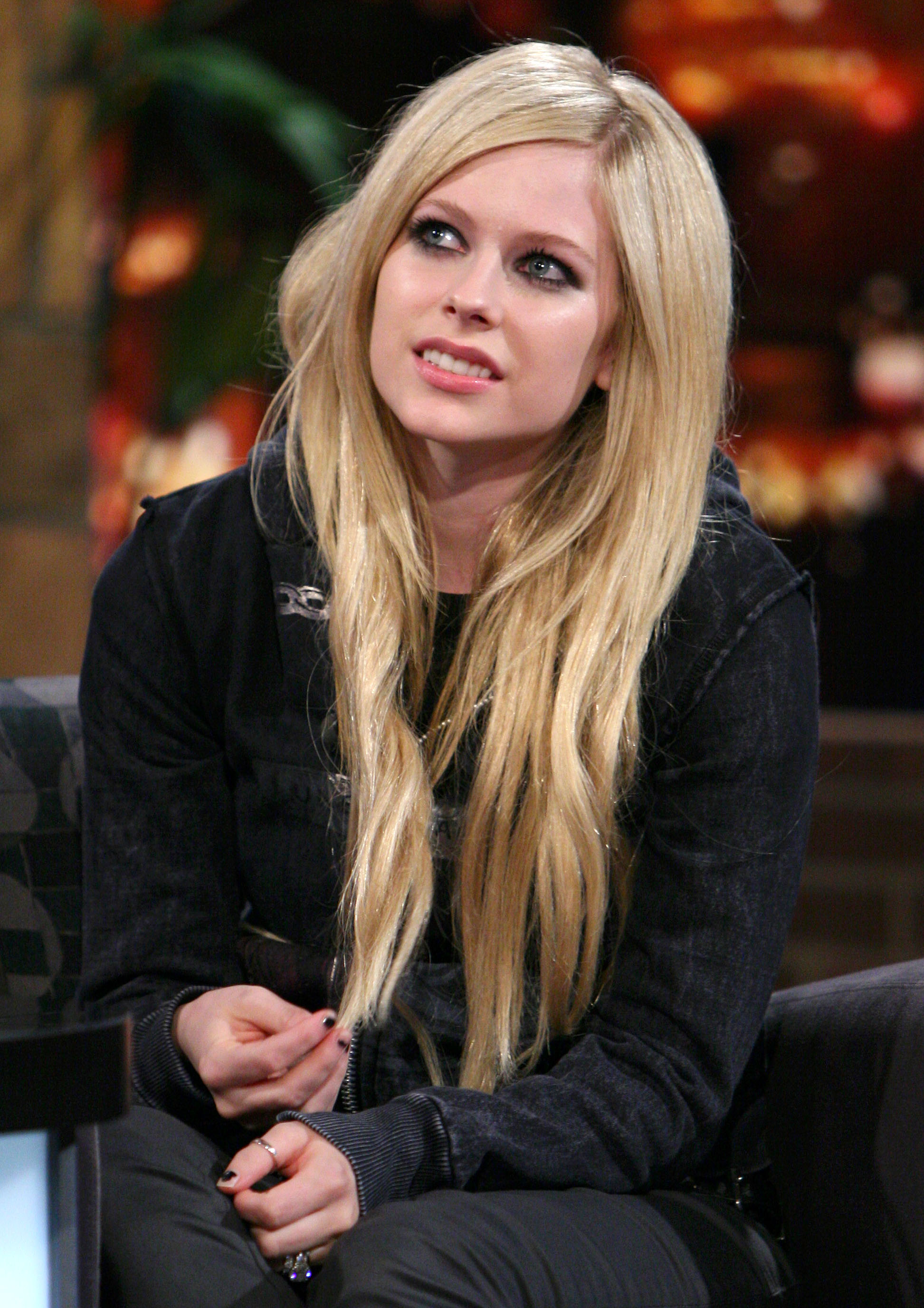 avrillavigne_2007car-1.jpg