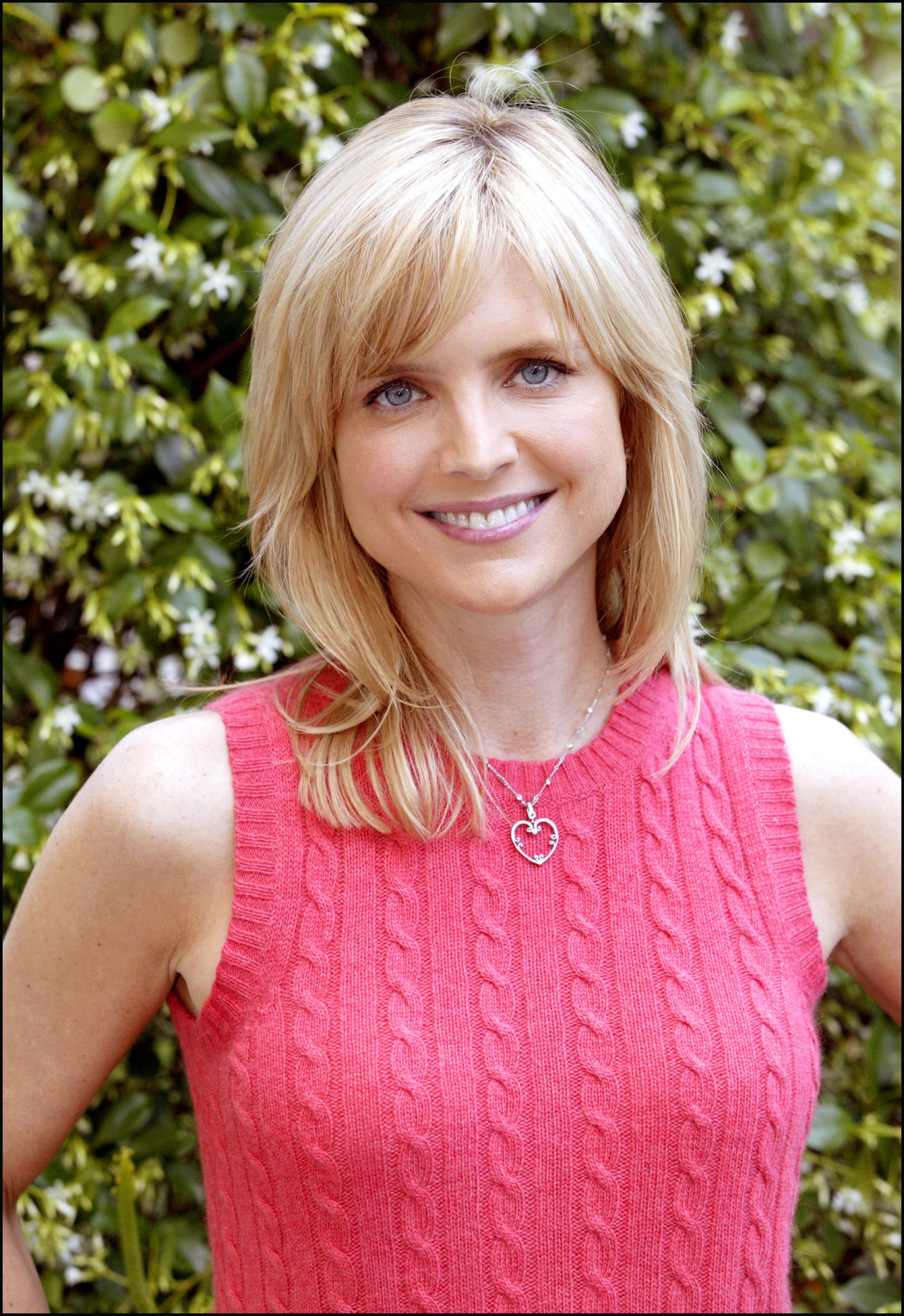 Courtney Thorne-Smith photo 4 of 24 pics, wallpaper - photo #264056