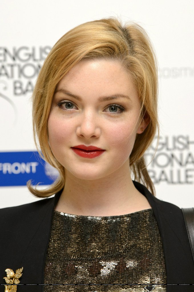 Holliday Grainger Photo Of Pics Wallpaper Photo Theplace