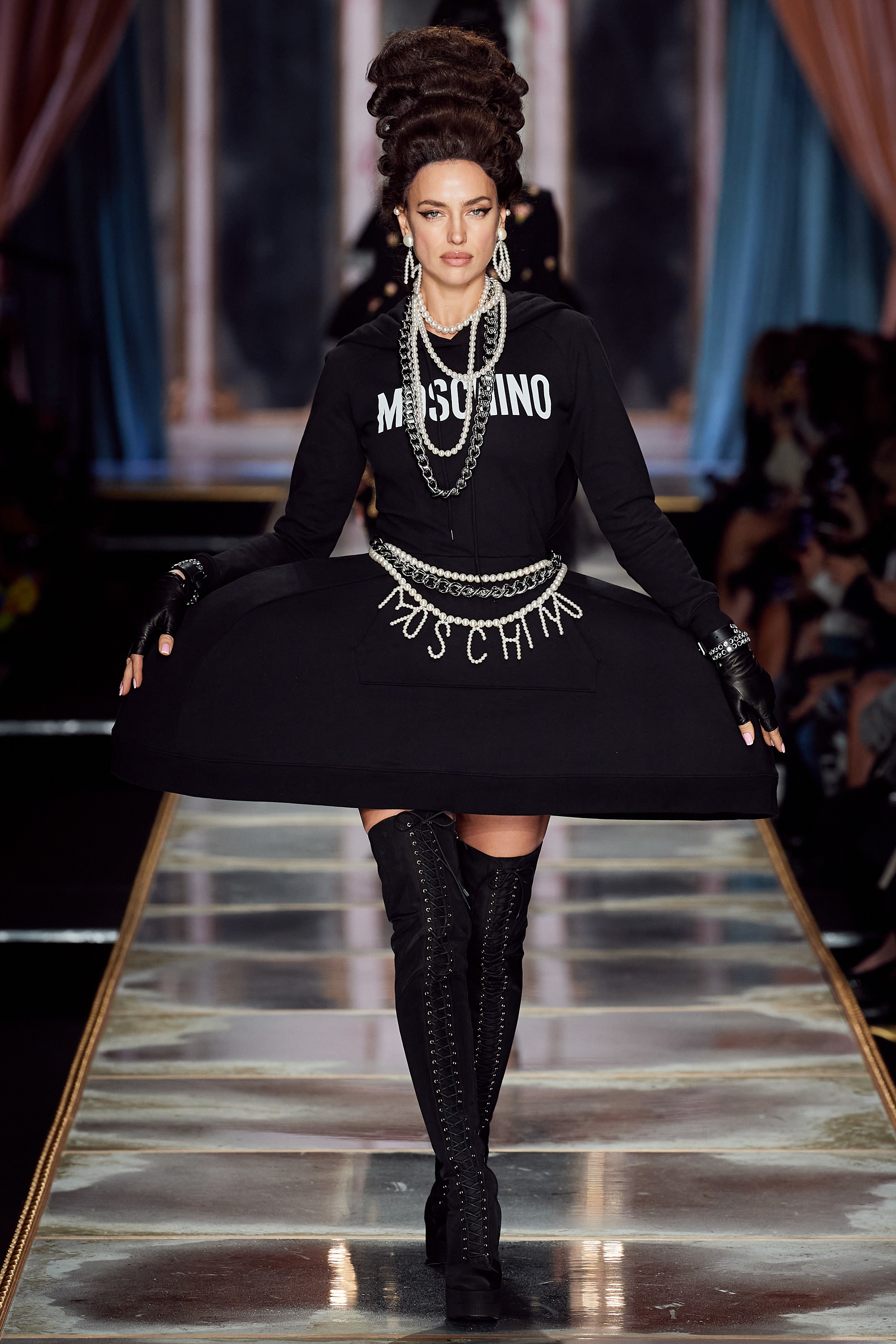 Moschino 