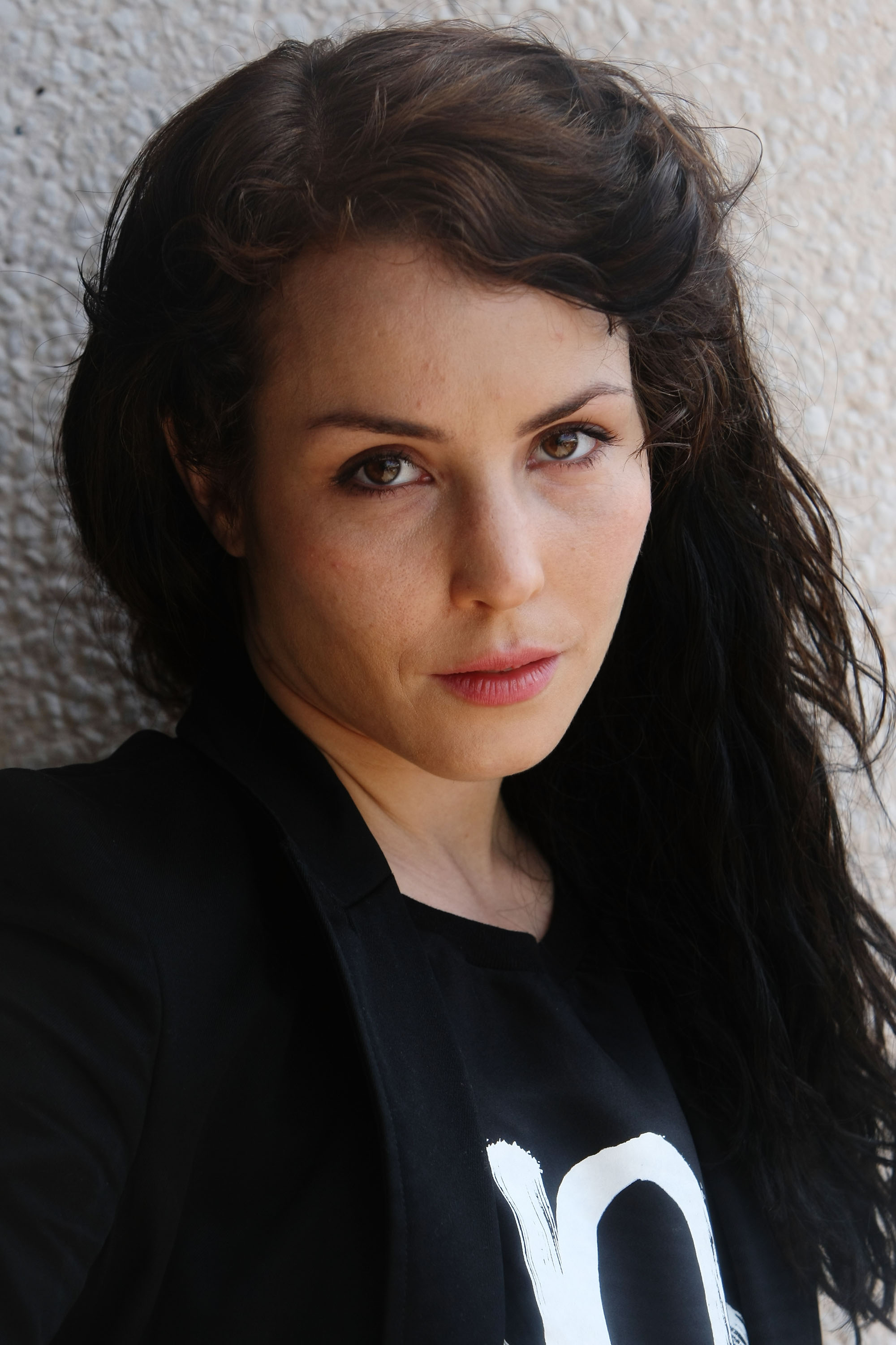 Noomi Rapace - Photo Gallery