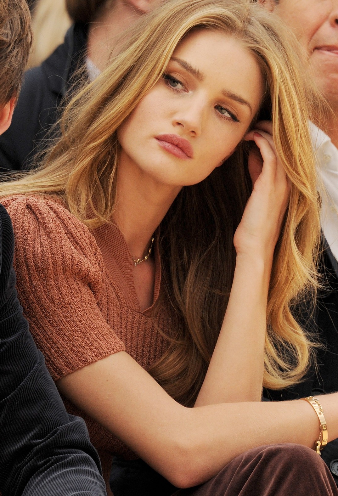 rosie_huntington_whi-71234567.jpg