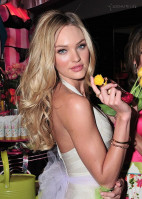 photo 27 in Candice Swanepoel gallery [id253308] 2010-05-04