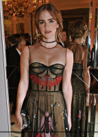 photo 14 in Emma Watson gallery [id1279067] 2021-11-07
