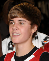 Justin Bieber pic #457122