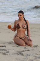 Kim Kardashian pic #1230265