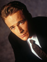 photo 21 in Luke Perry gallery [id361913] 2011-03-29