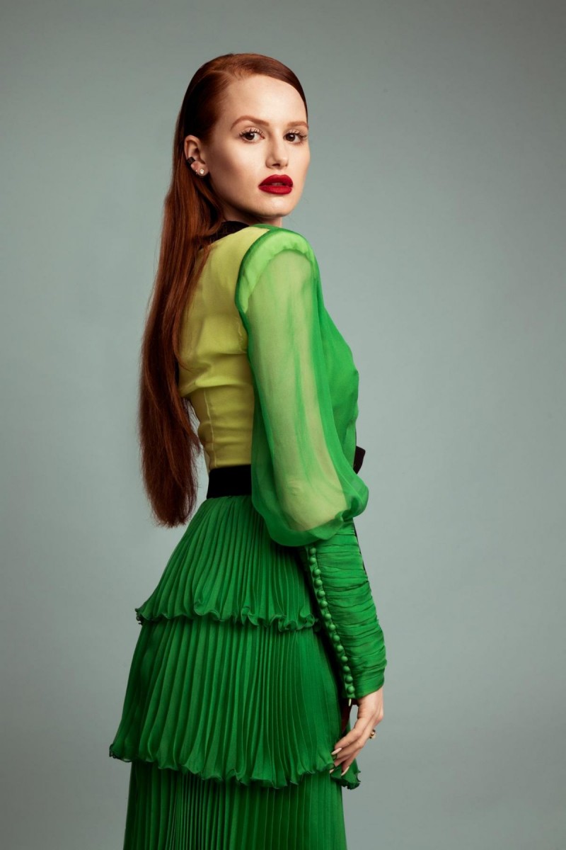 Madelaine Petsch: pic #929145