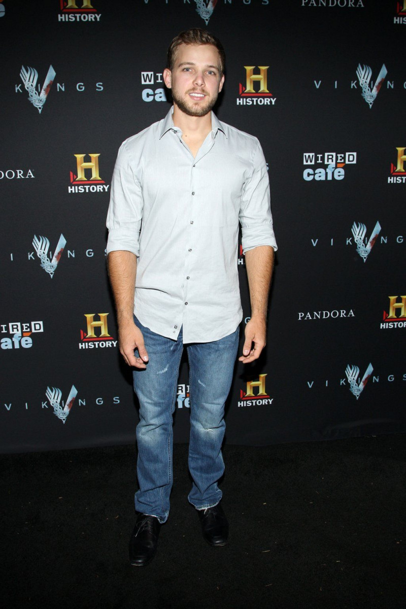 Max Thieriot: pic #1264413