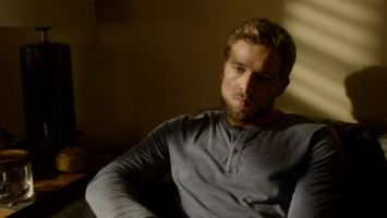 Max Thieriot pic #1248041