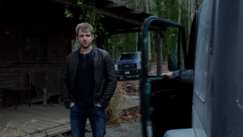 photo 7 in Max Thieriot gallery [id1255794] 2021-05-18