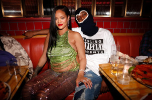 photo 19 in Rihanna gallery [id1297685] 2022-02-21