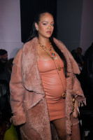 photo 13 in Rihanna gallery [id1299323] 2022-03-02