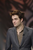 photo 18 in Robert Pattinson gallery [id359176] 2011-03-21
