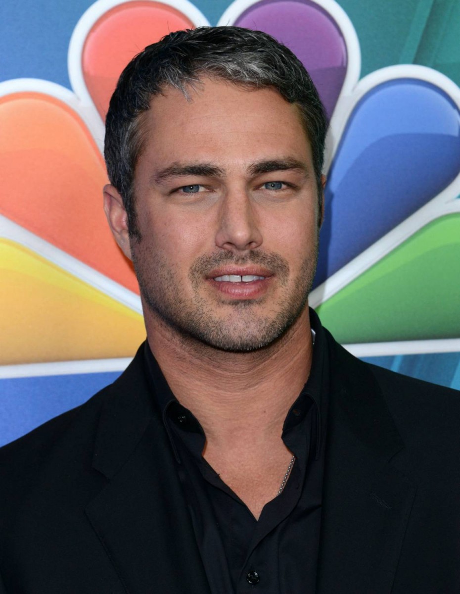 Taylor Kinney: pic #754739