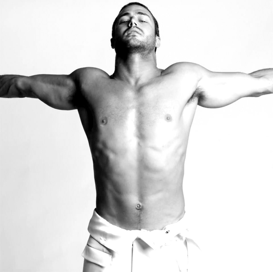 Taylor Kinney: pic #573180