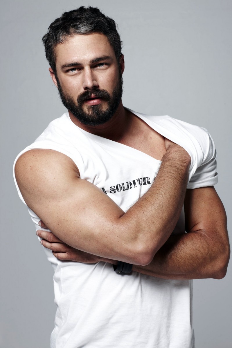 Taylor Kinney: pic #564235