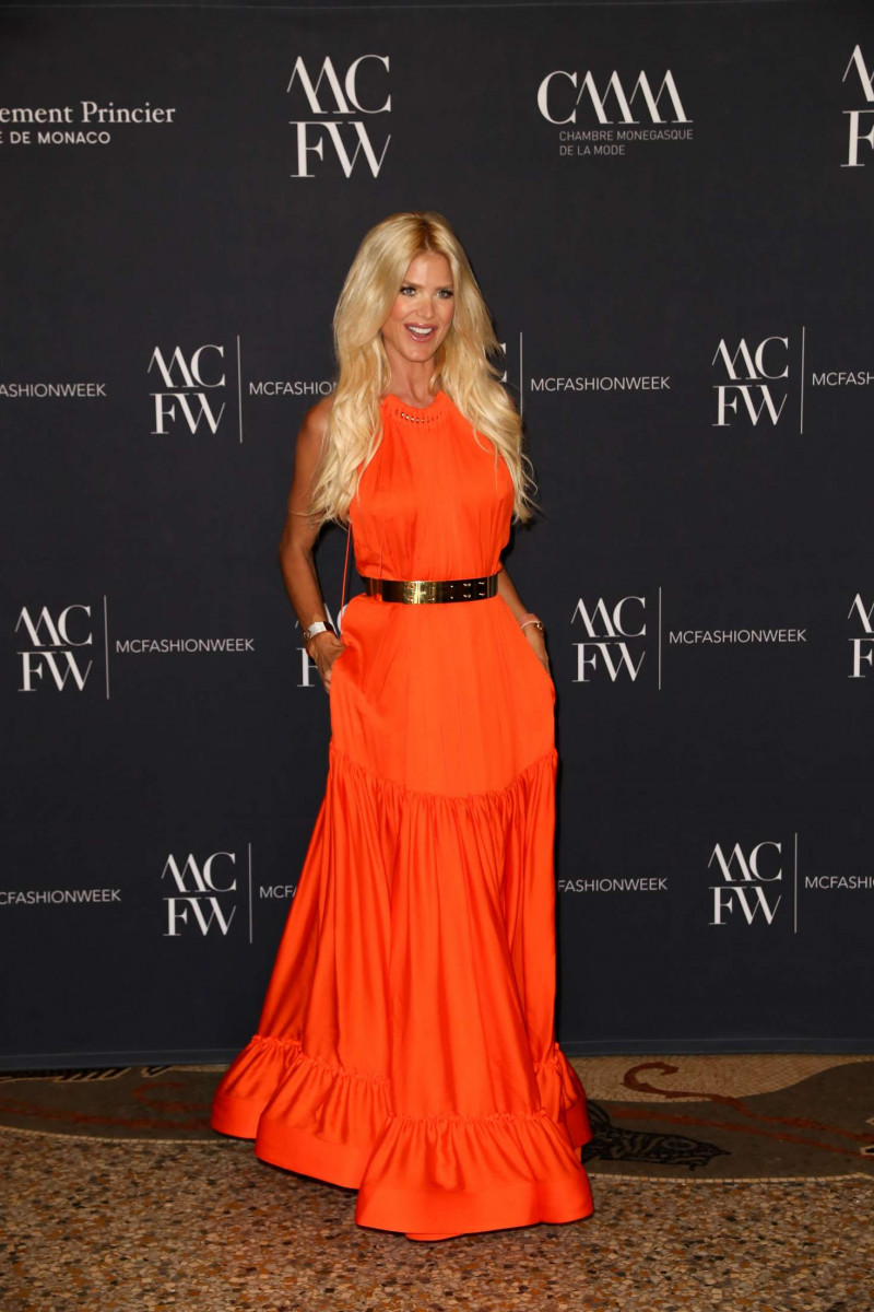 Victoria Silvstedt: pic #939346