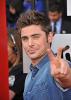 photo 7 in Zac Efron gallery [id691688] 2014-04-22