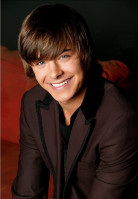 photo 27 in Zac Efron gallery [id553623] 2012-11-19