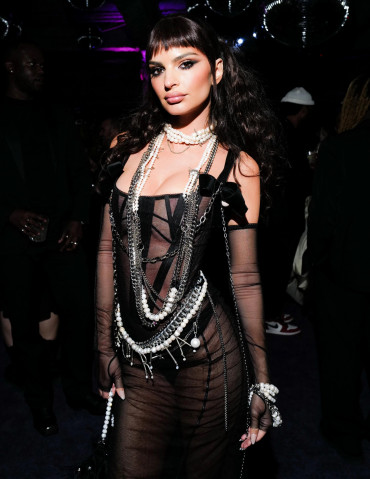 Emily Ratajkowski - Met Gala after-party in New York City, 01/05/2023