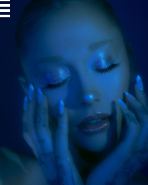 Ariana Grande instagram post 492984