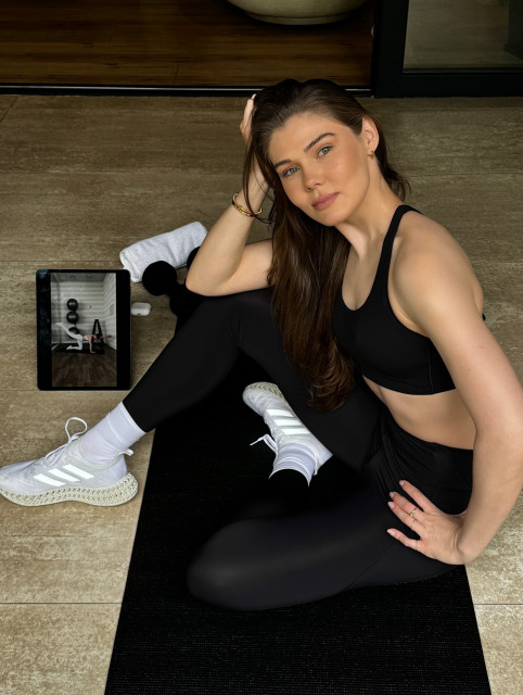 Cambrie Schroder instagram post 489648