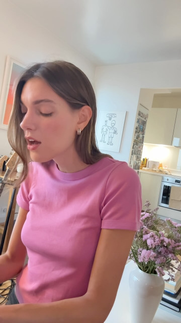 Charlotte Cardin instagram post 484854