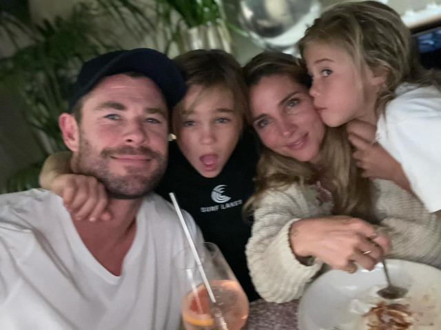 Chris Hemsworth instagram post 490588