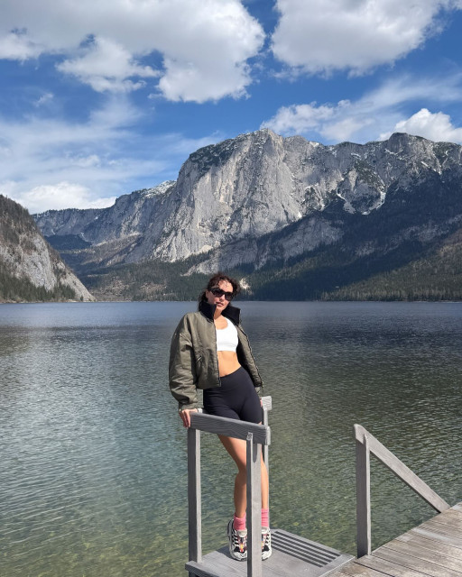 Elena Ora instagram post 488868