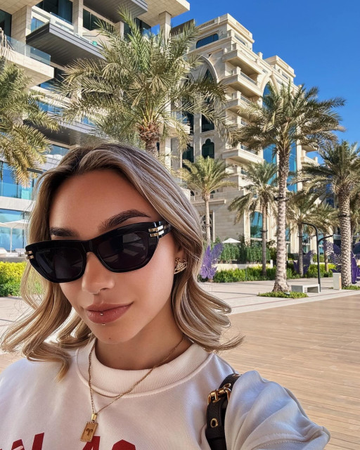 Ella Baig instagram post 483234