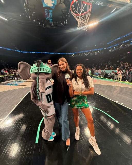 Karlie Kloss instagram post 491441