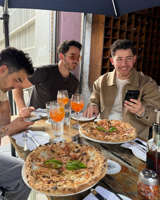Nick Jonas instagram post 491927