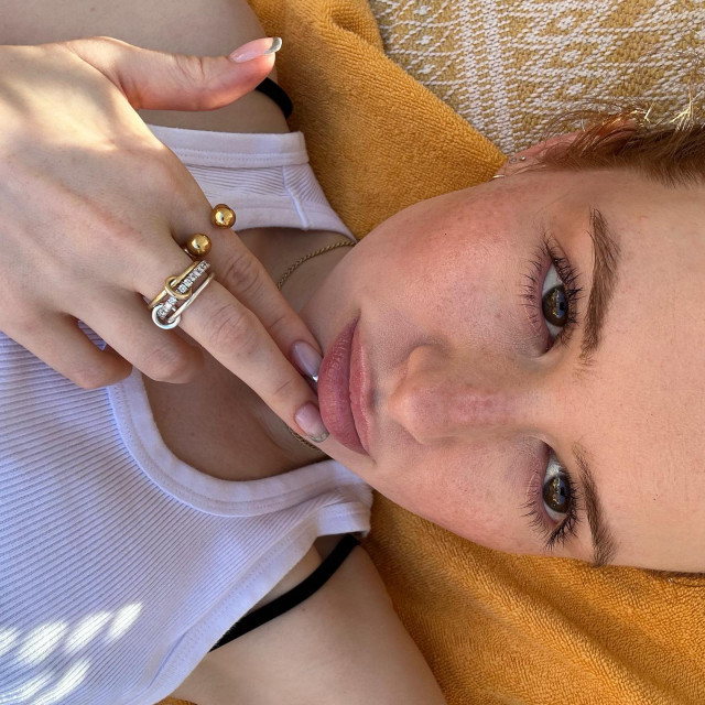 Olivia Deeble instagram post 446968