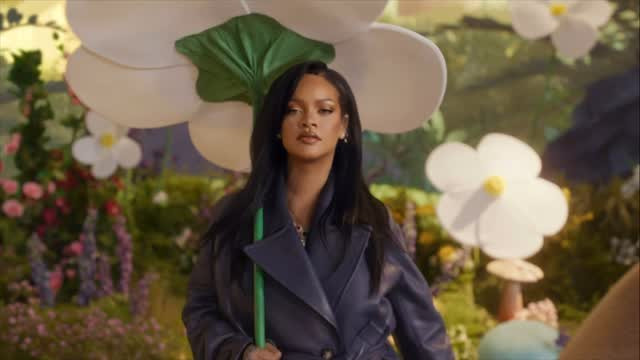 Rihanna instagram post 490843