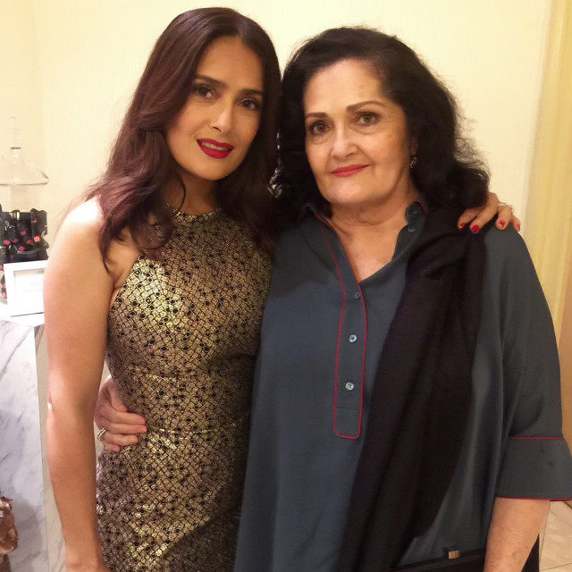 Salma Hayek instagram post 490474