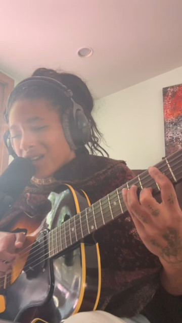 Willow Smith instagram post 492636
