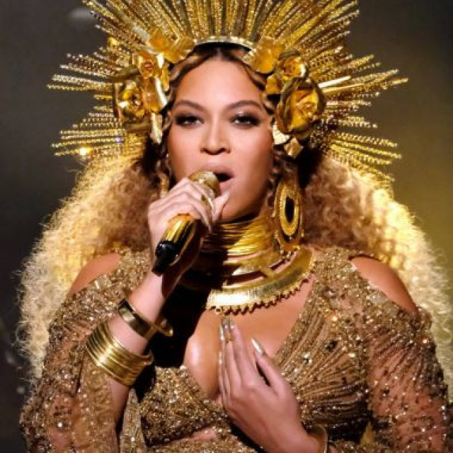 Doctors Forbid Beyonce Performing At Coachella 2017