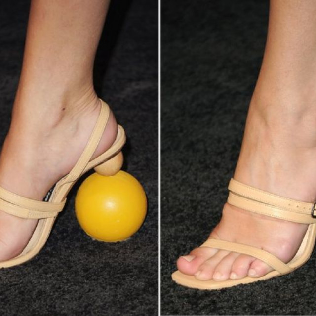 What Will Be Your Verdict To Selena Gomezâ€™s Jacquemus Shoes?