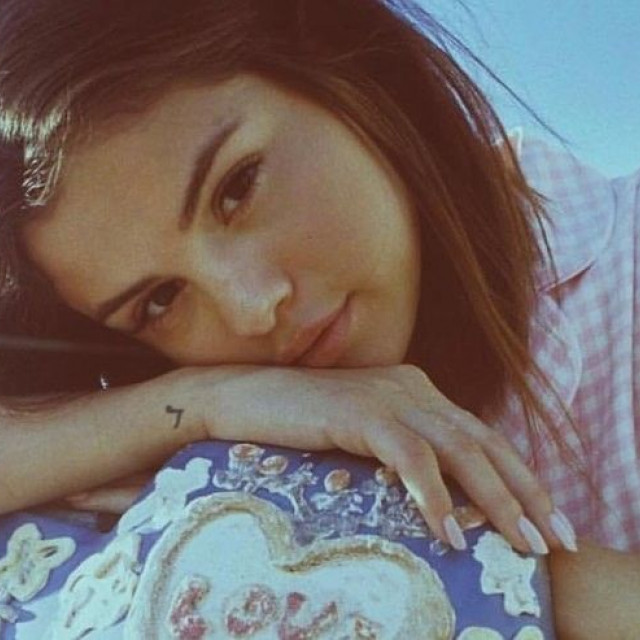 Selena Gomez' tattoo artist spoke about her condition before the hospital