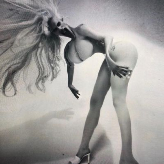 Lady Gaga surprised by the new photoshoot