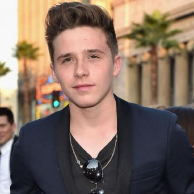 19-year-old Brooklyn Beckham surprised with his huge tattoo (PHOTO)