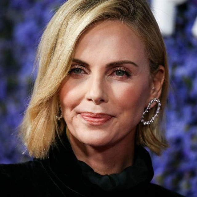 Charlize Theron published a rare son' photo