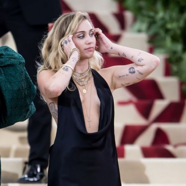 Miley Cyrus suspected of anorexia