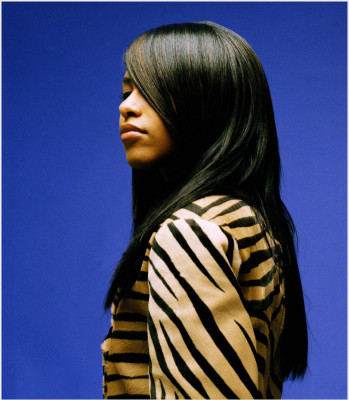 Aaliyah pic #117656