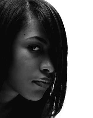 Aaliyah pic #120052
