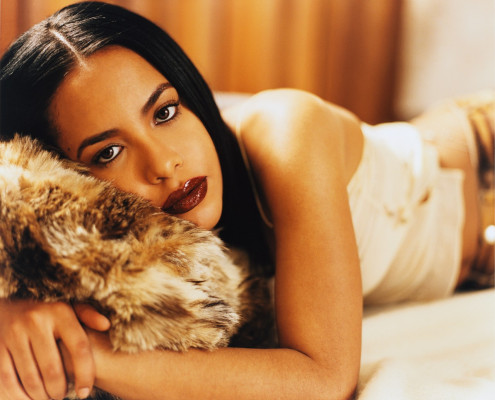 Aaliyah pic #43225