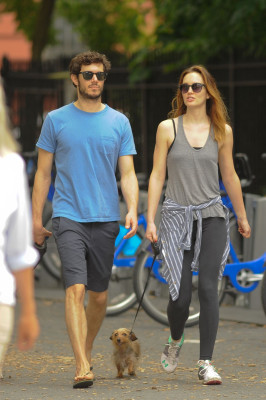 photo 3 in Adam Brody gallery [id721376] 2014-08-11 00:00:00