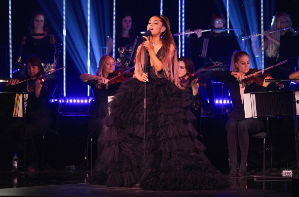 photo 29 in Ariana Grande gallery [id1080436] 2018-11-07 00:00:00