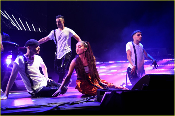 Ariana Grande pic #1051424